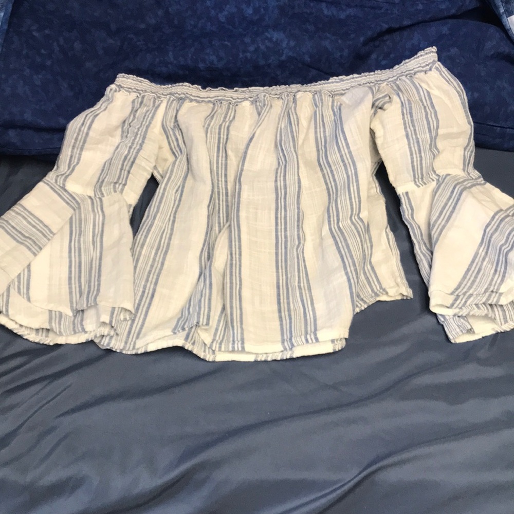 Striped flowy shirt